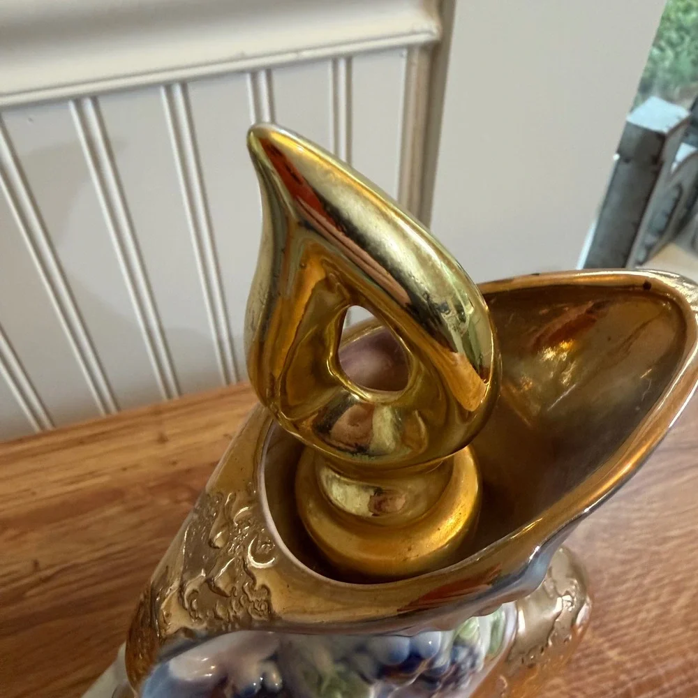 Vintage 1977 Ezra Brooks Ceramic Whiskey Decanter Japan Gold Grape Genie